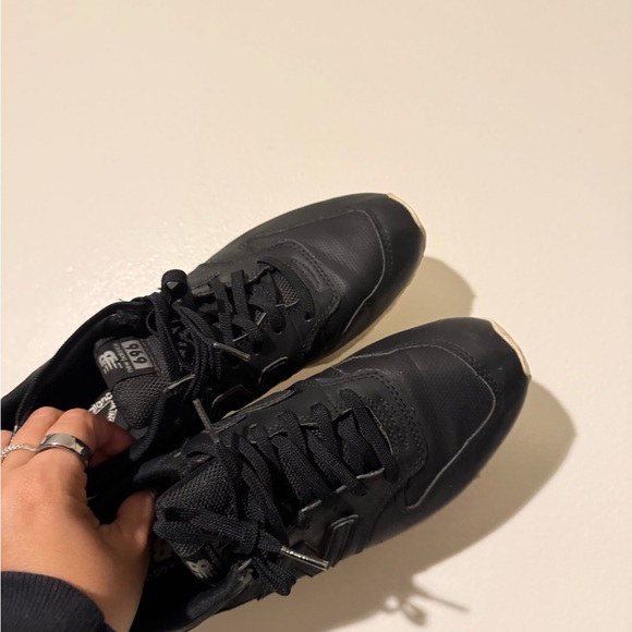 New Balance Men's Black Sneakers - Picture 3 of 6